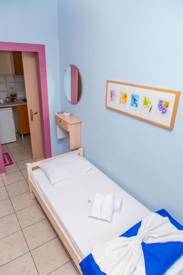 Studio Eftihia Aparthotel Paralía Buitenkant foto