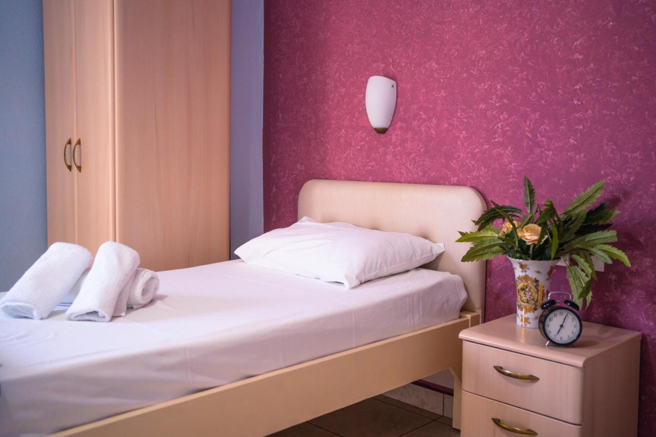 Studio Eftihia Aparthotel Paralía Buitenkant foto